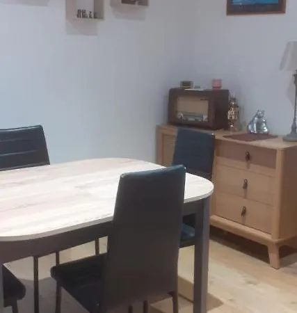 Apartment T2 Entierement Renove Dans Calme Font-Romeu-Odeillo-Via