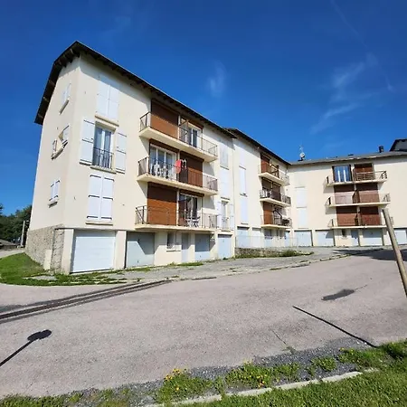 T2 Entierement Renove Dans Calme